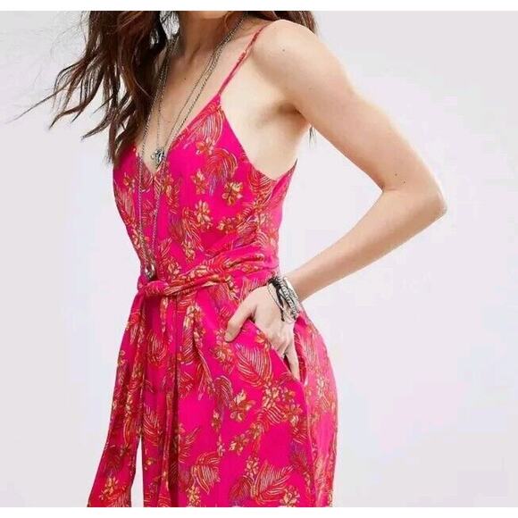 Free People Women's Hot Tropics Pink Floral Cropped Wide Leg Jumpsuit Size 2 - Picture 10 of 12